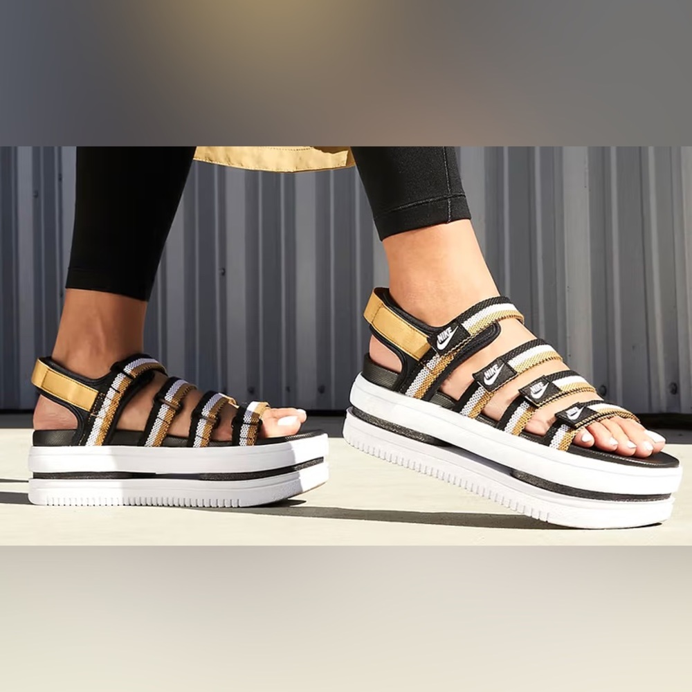 NEW NIKE ICON CLASSIC BLACK WHITE METALLIC GOLD SANDALS DH0224-002